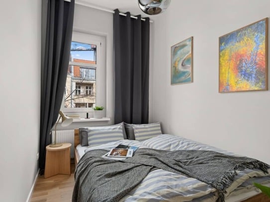 Lovely & cozy apartment with balcony in Neukölln