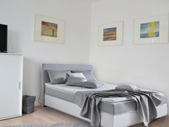 TOP central - 1.5 rooms, Neumarkt/Friesenstr. - newly renovated