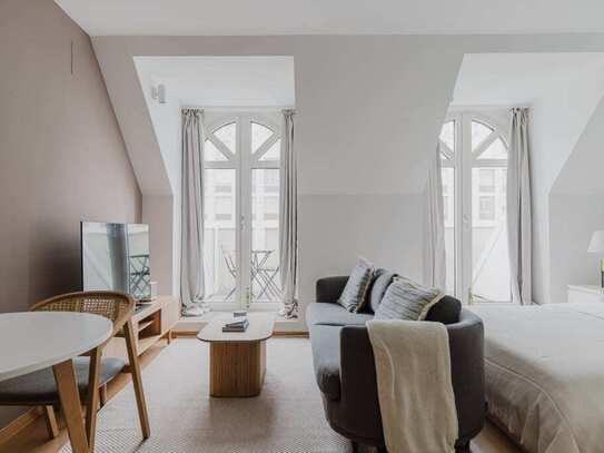 Tolle Studio Wohnung mit Balkon in toller Lage, fußläufig vom Stephansplatz entfernt