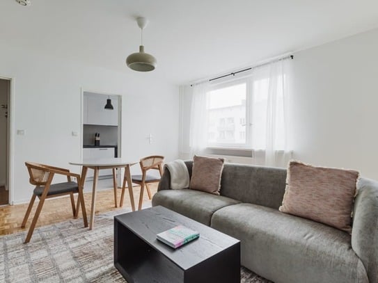 Charlottenburg 1bd apartment