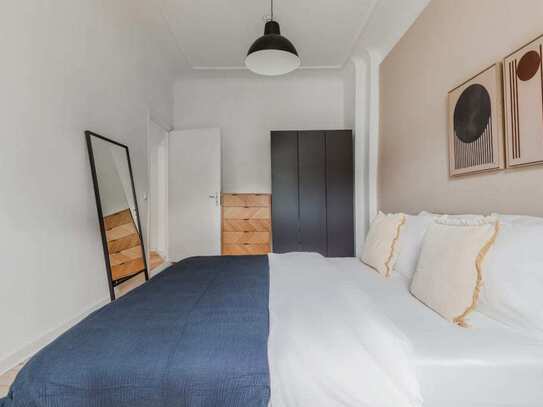 Neukölln, furnished & equipped