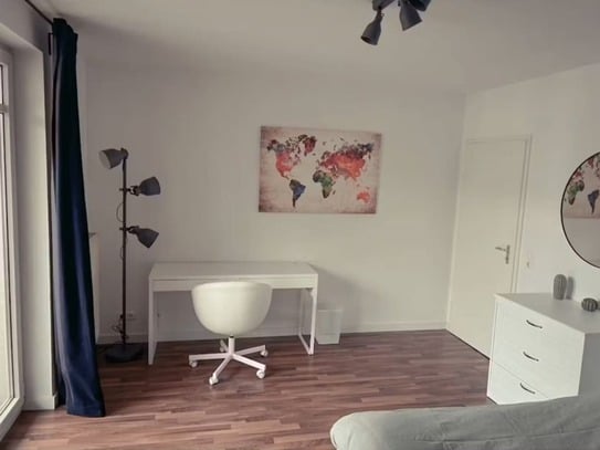 Furnished luxury 3 bedroom apartment in the heart of Nordend