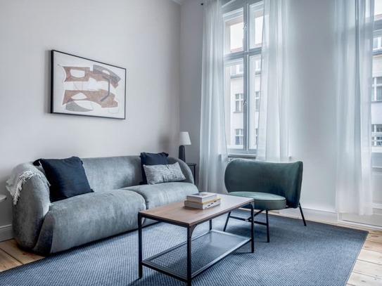 Super schöne 2 Zimmer Wohnung mitten im Prenzlauer Berg. Fußläufig zum Mauerpark und Helmholtzkiez.