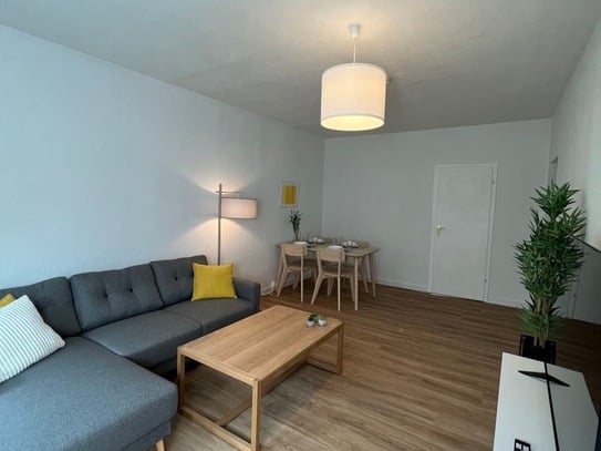 'GIO' - A wonderful three room apartment located in close proximity to the River Spree.