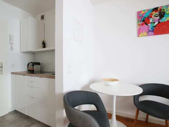 Cosy attic apartment in the belgian quarter