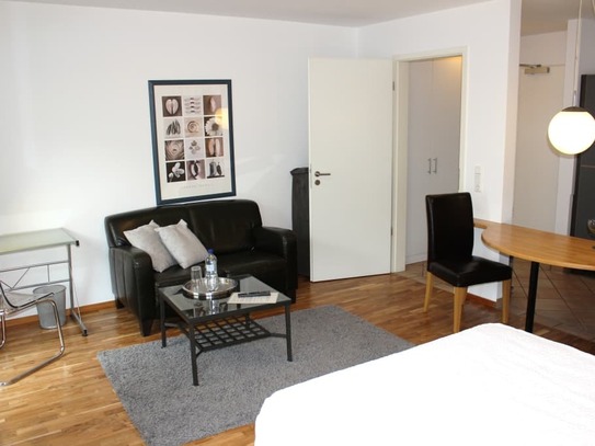 Great apartment in the best Rhine location in Cologne