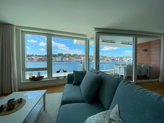 Fantastic apartment with a view of the fjord