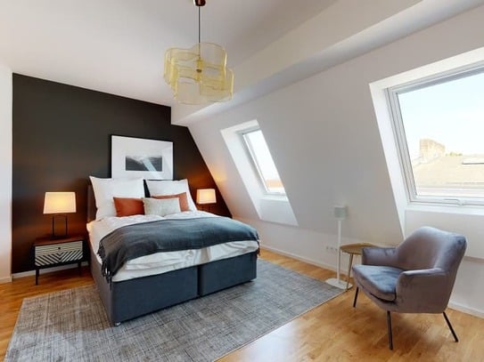 Rent alone or as a couple our private apartment KIEZ R in Berlin. Fully furnished and equipped. All charges included.