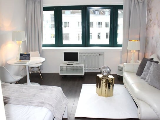 Tolles Luxusapartement mit Designmöbel in der Kölner Innenstadt