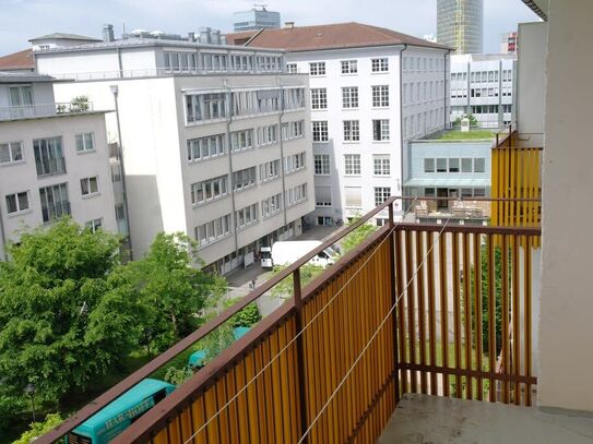 cozy apartment in Munich's Westend