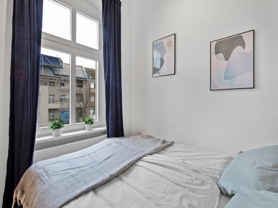 Sunny 2-room flat in the heart of Pankow