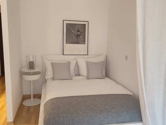 An der Kaiserburg, Dusseldorf - Amsterdam Apartments for Rent