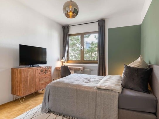 Gemütliches Zimmer in einem Co-Living-Apartment in Frankfurt