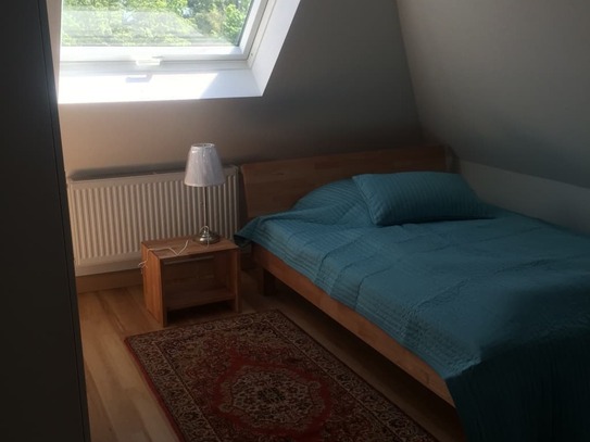 Schickes 1- Zimmer Apartment mit Wintergarten