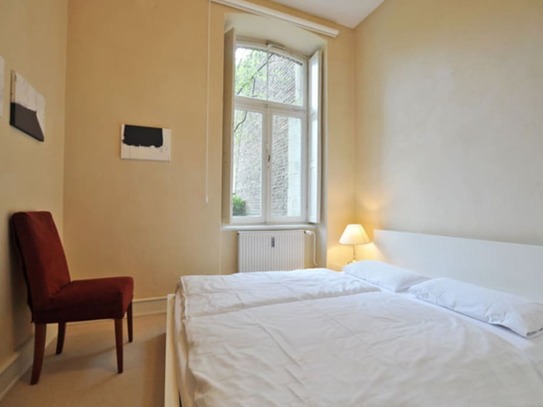 Spacious 2-room apartment in Bonn Südstadt