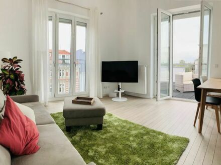 Traumhafte 2-Zi-Dachgeschosswohnung - möbliert wonderful 2-room-penthouse - furnished