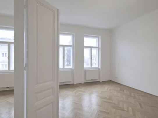 Schöne 3-Zimmer-Altbau-Wohnung mit Balkon