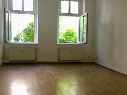 Bezugsfrei: ruhige 2-Zimmer-Wohnung in Berlin-Weißensee