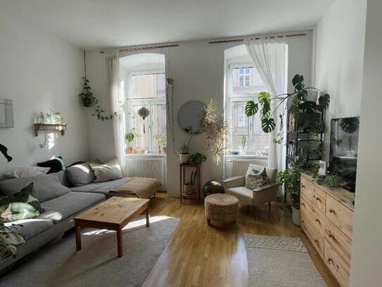 2 Zimmer Altbauwohnung in Friedrichshain