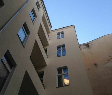 Stilvolles Altbau-Zuhause - 2 Zimmer mit Balkon!