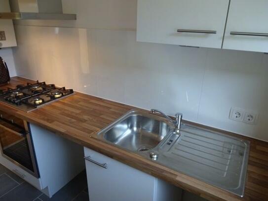 BARRIEREFREIE WOHNUNG 70m² **BALKON **AUFZUG