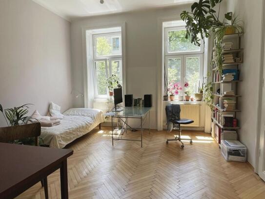 Elegante 3-Zimmer-Altbauwohnung in Hamburg Eimsbüttel