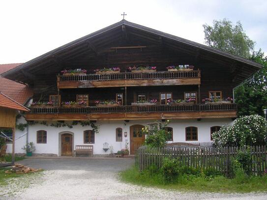 stilvoll wohnen und arbeiten in denkmalgeschützten Bauernhaus