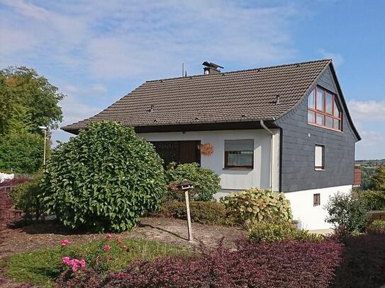 Einfamilienhaus mit traumhaftem Fernblick in Waldrandnähe