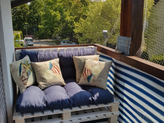 Schöne Maisonette Wohnung mit KFZ-Stellplatz in ruhiger Lage