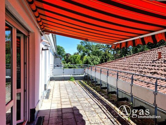 Bezugsfreie 3-Zimmer-Wohnung mit großer Dachterrasse und Garagenstellplatz