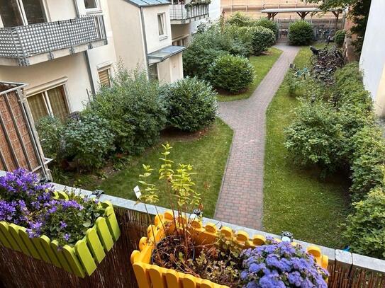 A furnished room near frankfurter tor, from April