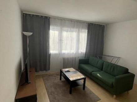 Geräumige 1-Zimmer-Wohnung in Charlottenburg, möbliert
