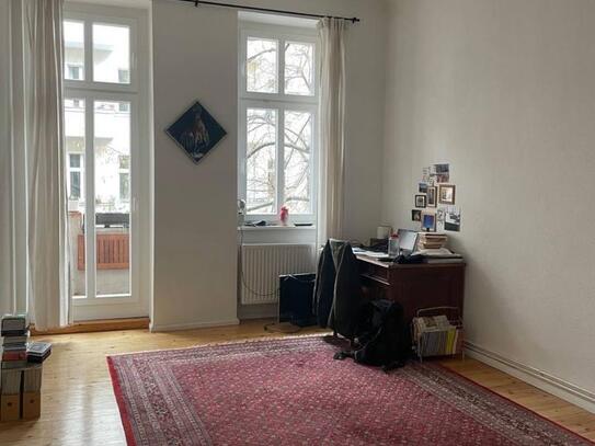 Altbauwohnung in Neukölln zur Zwischenmiete Januar