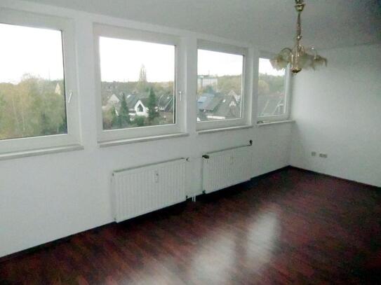 Helle 2 1 2 Raum Wohnung, ca. 80 qm, DG, Gladbeck- Brauck