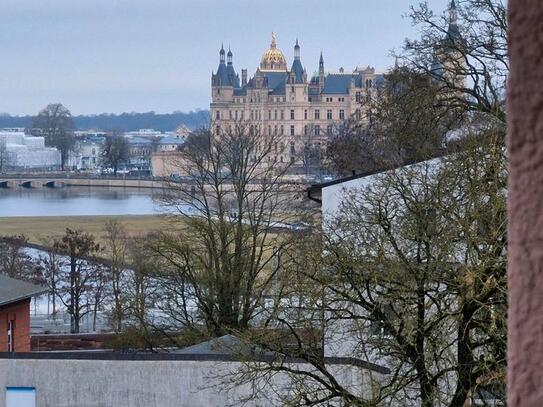 2,5 zimmerWohnung mit Schlossblick