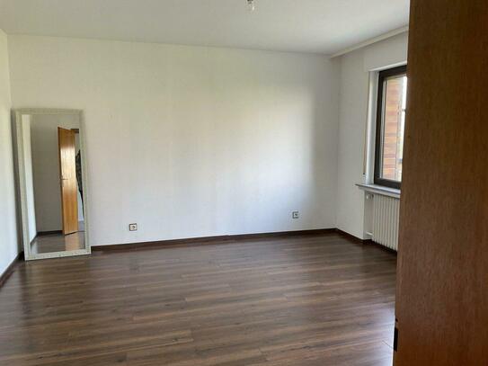 Geräumige und gepflegte 2-Zimmer Wohnung mit Balkon in Wuppertal-Ronsdorf