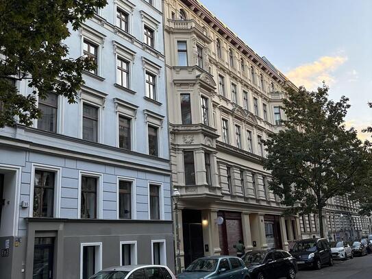 Bezugsfreie Wohnung in Kreuzberg ohne Provision - Wohnung - Berlin