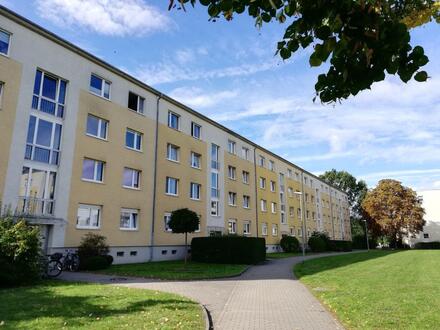 bezugs- und provisionsfreie möblierte ETW mit EBK+Wannenbad+Westbalkon+guter Verkehrsanbindung
