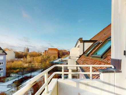 Ruhe Oase im Dachgeschoss Maisonette umgeben von Seen / 2-Floor rooftop retreat between the lakes