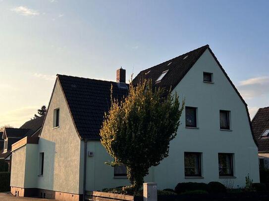 Laufend modernisiertes Dreifamilienhaus in zentraler Lage