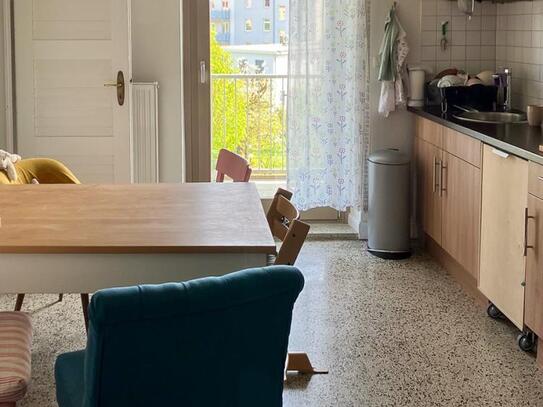*** Ruhige Lage * Balkon mit Weitblick * Tageslichtbad mit Wanne ***