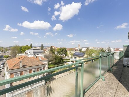 Hovengasse - gepflegte 3 Zimmer DG-Wohnung mit 27,62m2 großer Terrasse