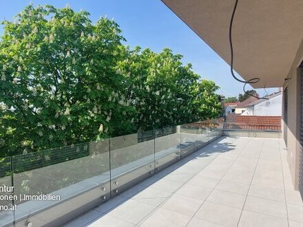 Terrassenwohnung Erstbezug mit großer Wohnküche und 3 Zimmern, Nähe Bratislava