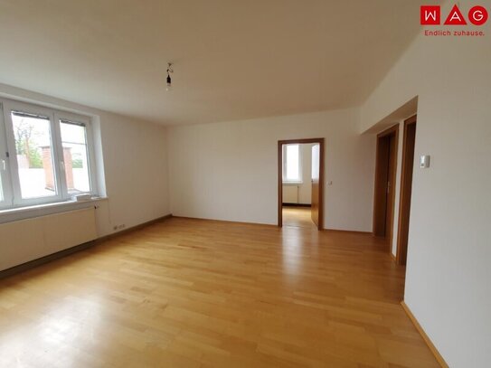 Zentral gelegene 4-Raum Wohnung zum Heimkommen und Wohlfühlen! Ideal auch für Familien mit Kindern!