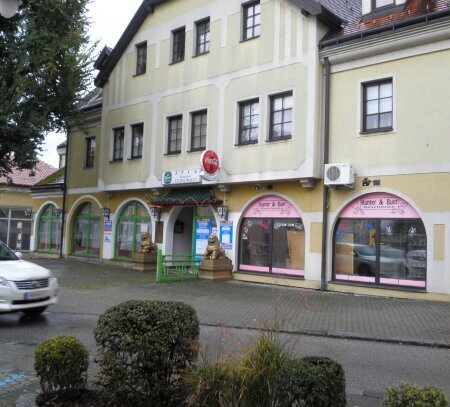 Dachgeschosswohnung bei Neunkirchner Hauptplatz zu vergeben!