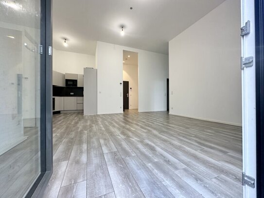 Gemütliche 4 Zimmerwohnung + Terrasse! Raumhöhe von knapp 3,50 Meter! Top Lage - sehr nahe dem Hauptbahnhof & Belvedere…