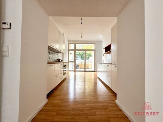 PROVISIONSFREI - ALT trifft NEU kernsanierter Altbau NEUBAUSTANDARD- 3,5 Zimmer - Loggia und Balkon