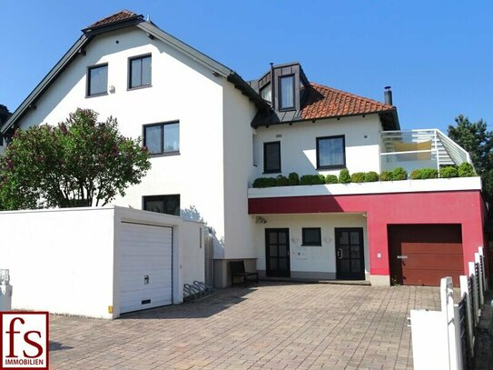 TRAUMHAUS mit großem Garten und Pool in Ruhelage