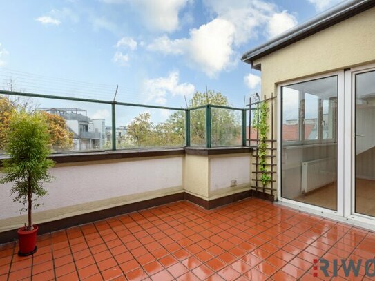 PERFEKTE WG im DG II 2 ZIMMER + WOHNKÜCHE + 11m² TERRASSE II SOFORT NUTZBAR II KOMPLETT MÖBLIERT II NÄHE U6/AKH/VOLKSOP…