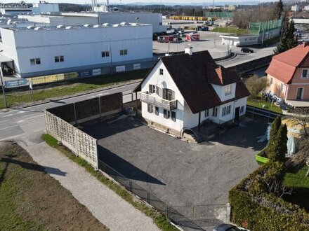 Einfamilienhaus in zentraler Lage in Laakirchen zu vermieten